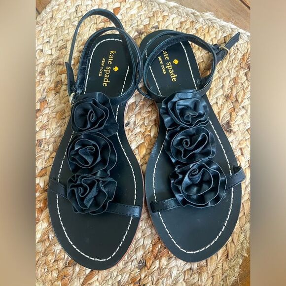 Kate Spade Caryl Rosette Black Sandals; 
size 8; Like New!  Only worn once! - Picture 5 of 7